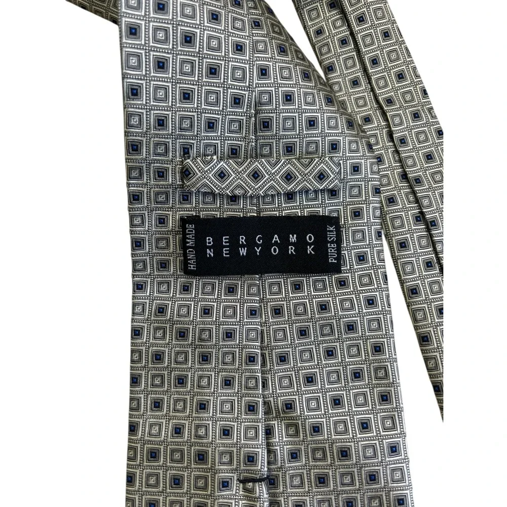 Bergamo New York‎ Silk Tie Geometric Pattern Necktie Handmade Men